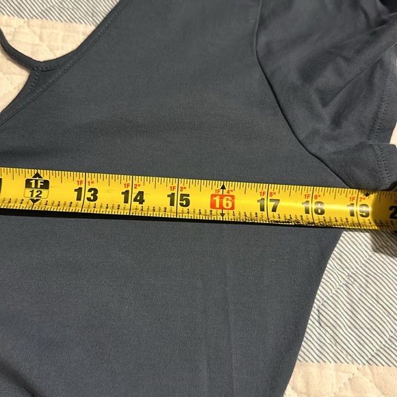 NWT Michael Stars  V neck, criss-cross strap detail at the back. - Picture 7 of 13